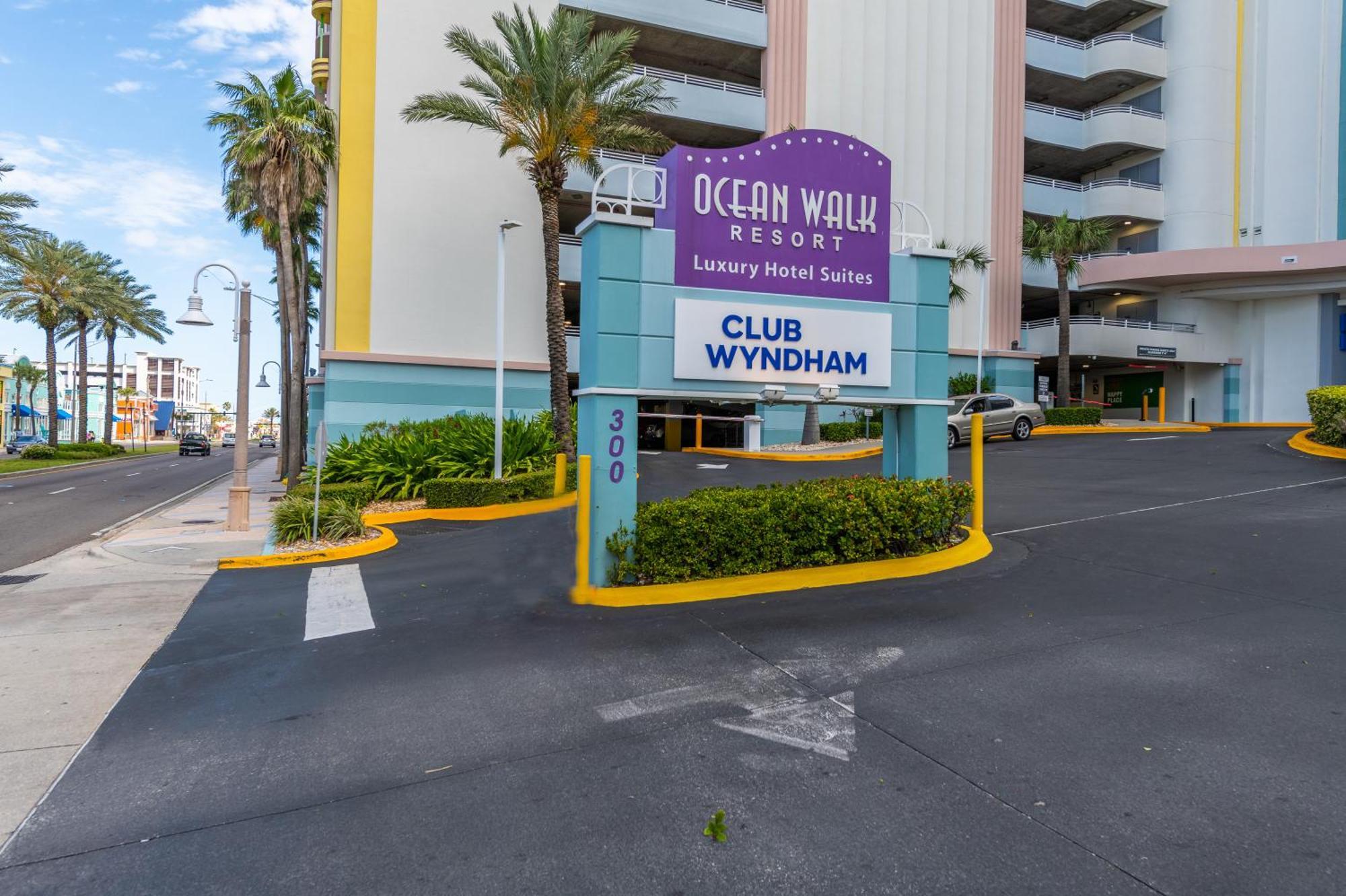 Ferienhaus 13th Floor 1 Bedroom Condo- Private Balcony- Ocean Walk Daytona Beach